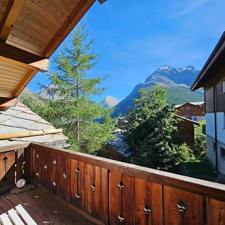 Chalet Flair Saas Fee Exteriör bild